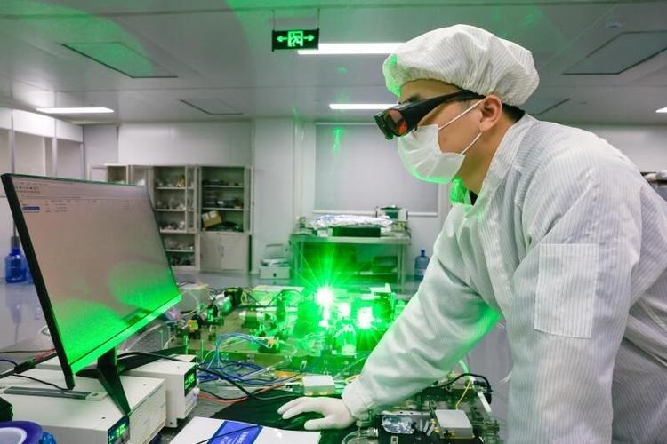 激光器檢測(cè)機(jī)構(gòu)哪里找(圖1)